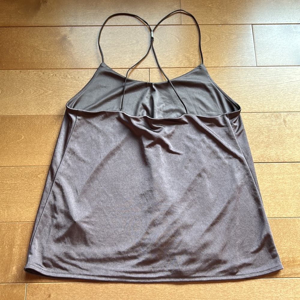Express Strappy Tank - Picture 3 of 4